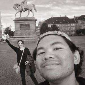 Meet your Posher, Sidney